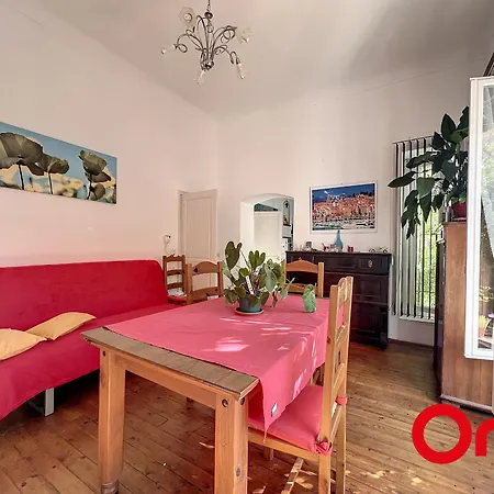 Rez-de-villa De Charme Avec Jardin, Proche Des Plages, Parking Et Wifi Inclus - Fr-1-647-28 * Mentona