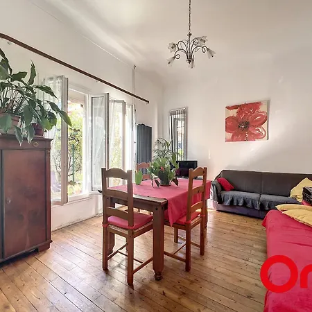 דירה Rez-de-villa De Charme Avec Jardin, Proche Des Plages, Parking Et Wifi Inclus - Fr-1-647-28 מנטון